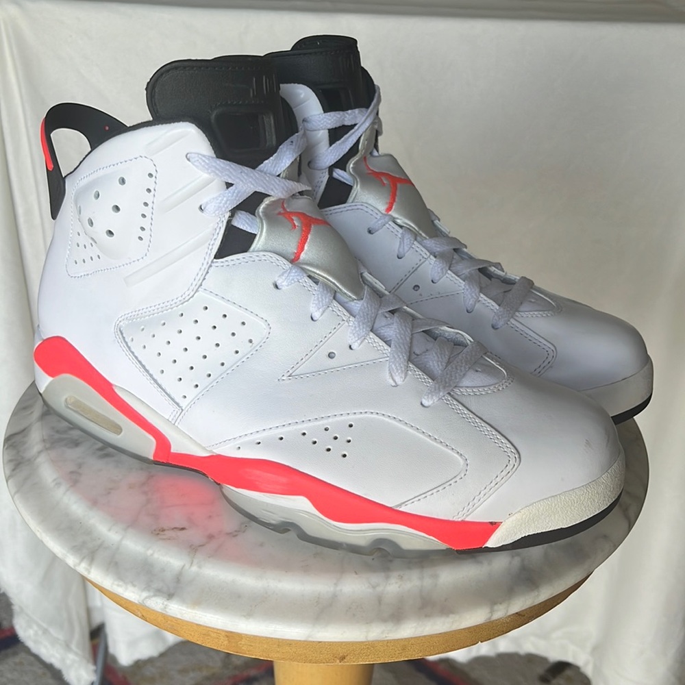 Jordan Retro 6